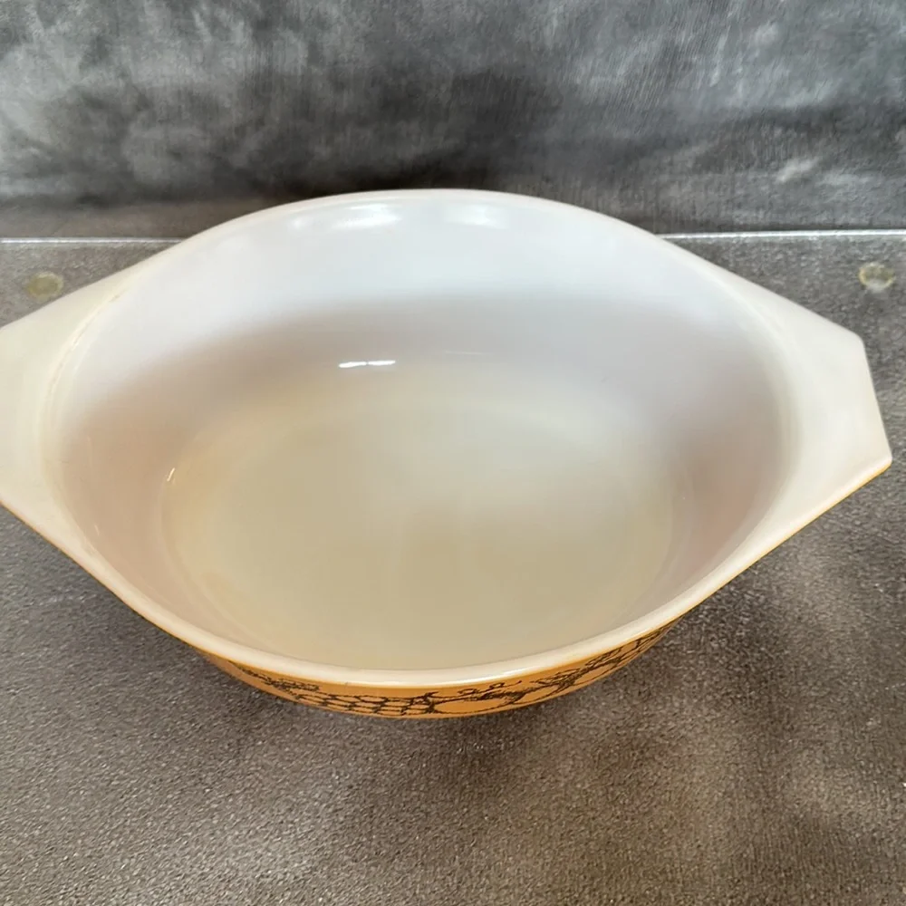 Vintage PYREX Old Orchard 043 1.5 qt casserole - Picture 5 of 5